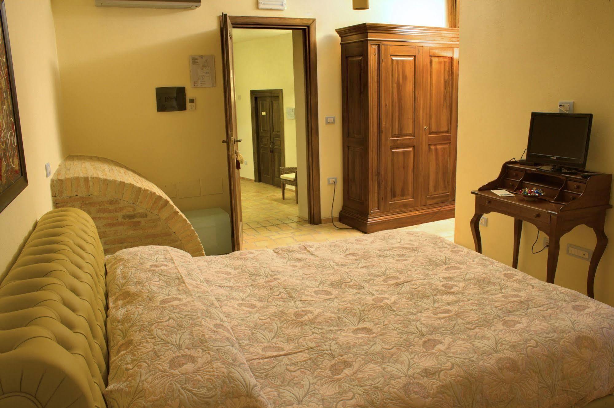 Relais Hotel Palazzo Castriota Corigliano Calabro Zewnętrze zdjęcie